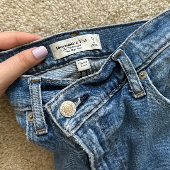 A&F Jeans - Picture 2 of 4